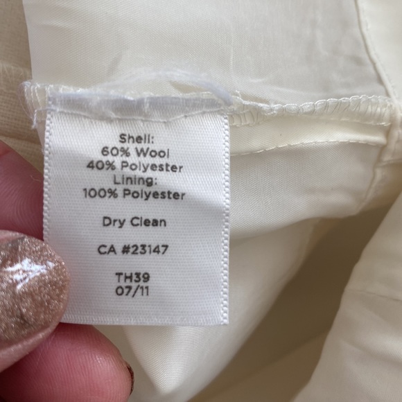 Skirt w/lining, cream color, Talbots size 8 Petite. - Picture 7 of 7